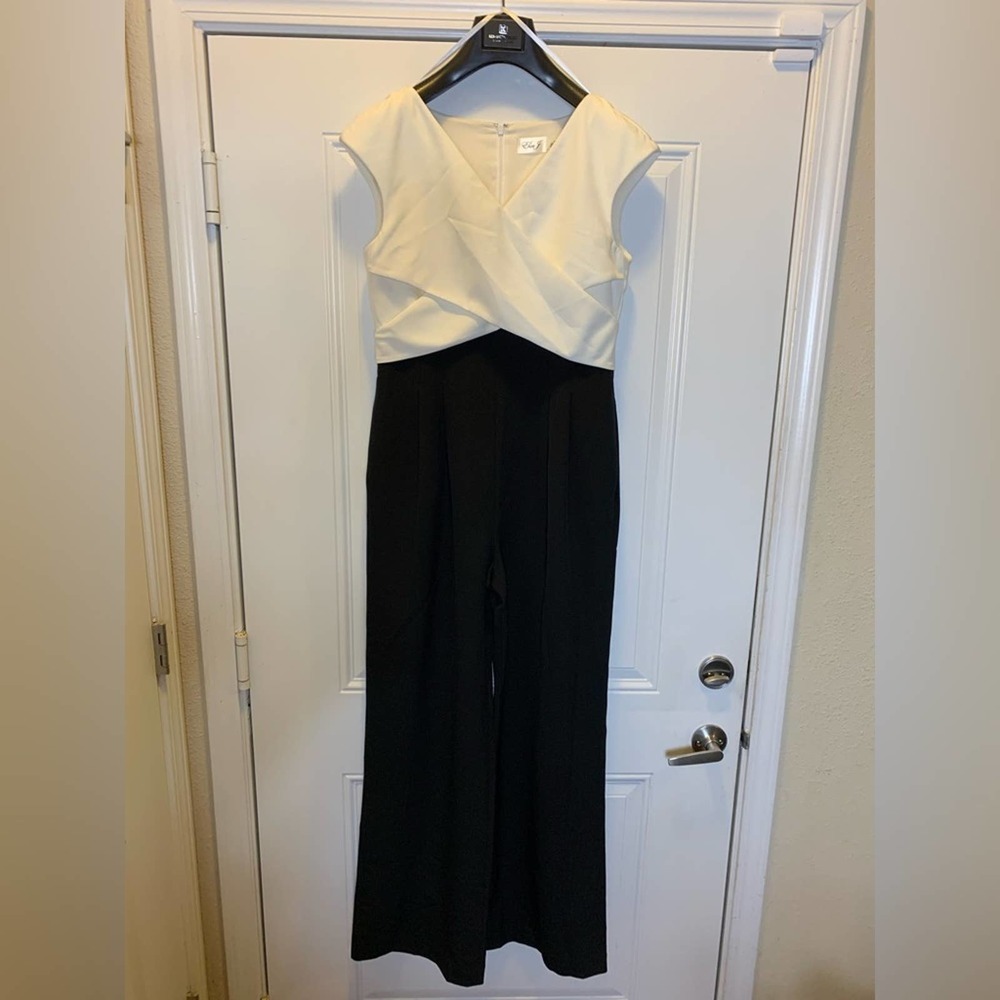 Eliza J Elegant wide leg jumpsuit, size 10 - Picture 7 of 10